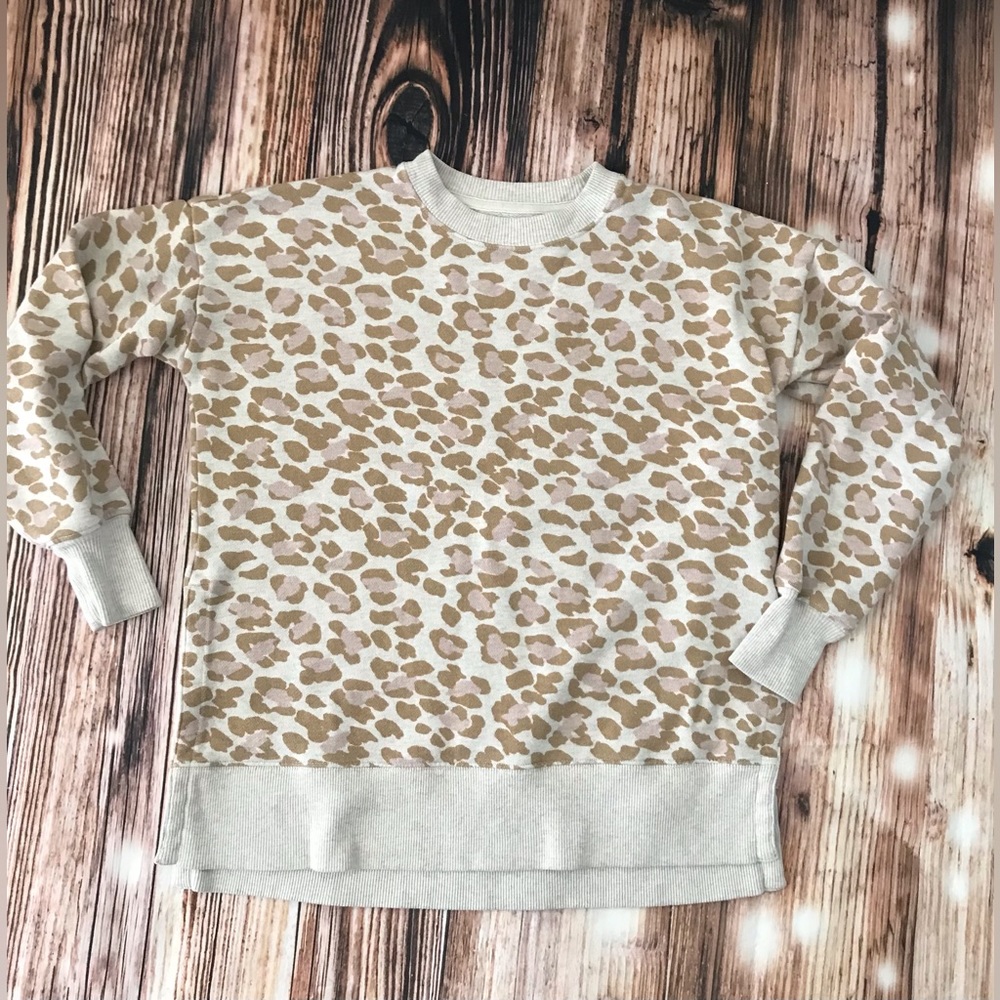 AERIE LEOPARD PRINT SWEATSHIRT